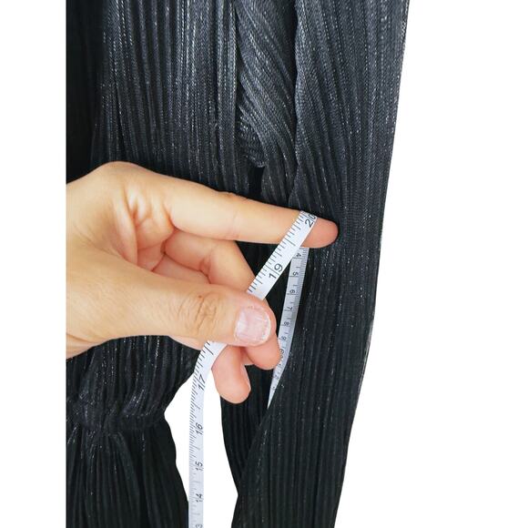 Vestique Long Sleeve Mini Dress Black Shimmer Medium Event Cocktail Goth Formal - Picture 7 of 8